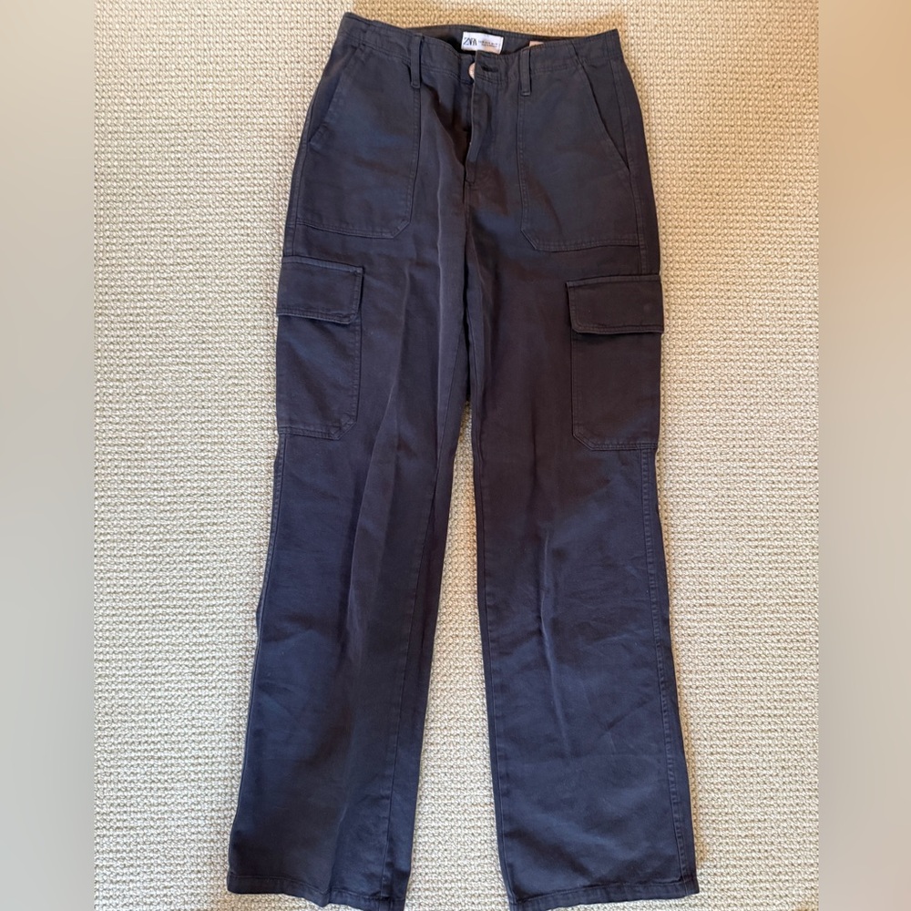 Zara Black Cargo Pants with Utility Design